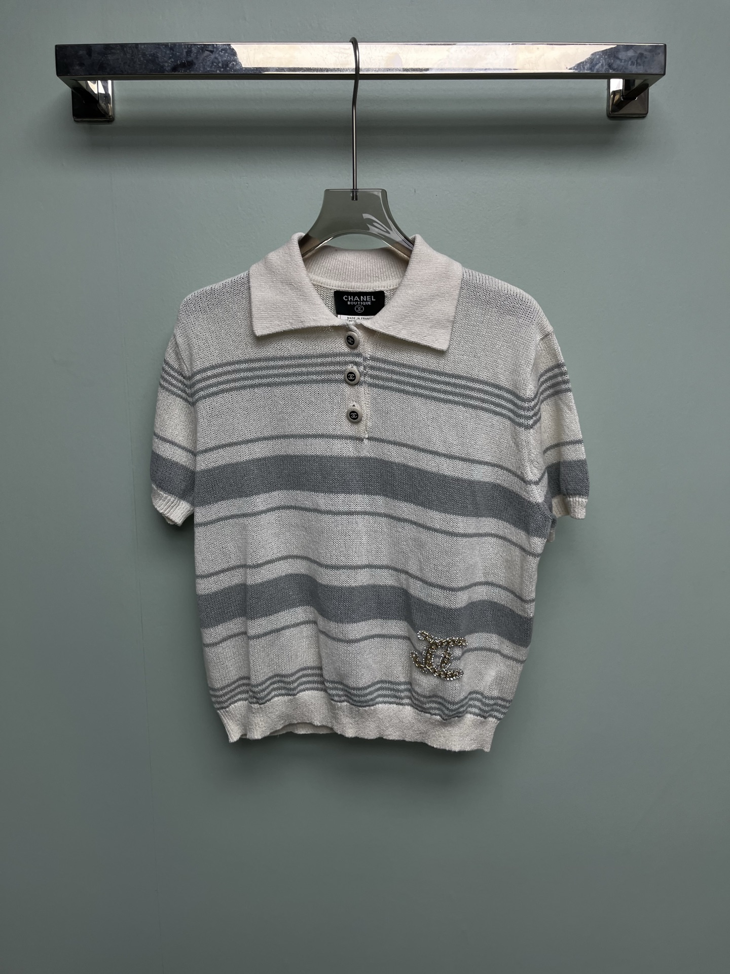 Women's short sleeves